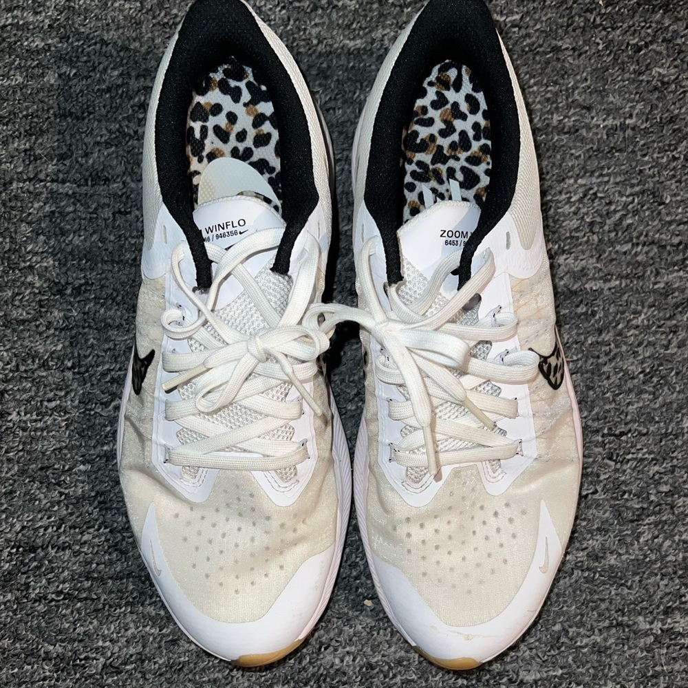 Women’s size 9.5 Nike Tennis shoes .